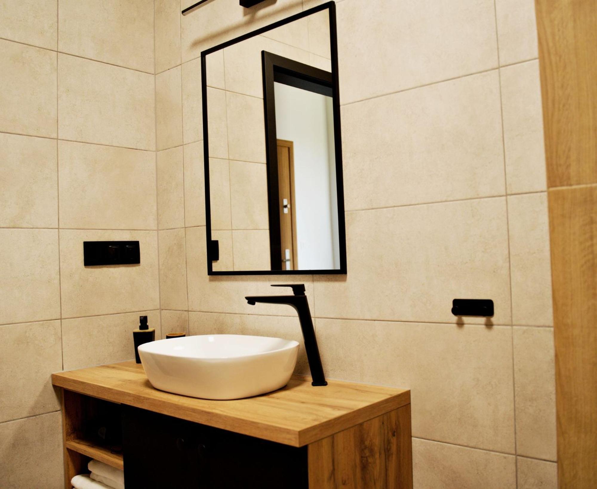 Apartament J&W Z Balkonem Apartment Затор Екстериор снимка
