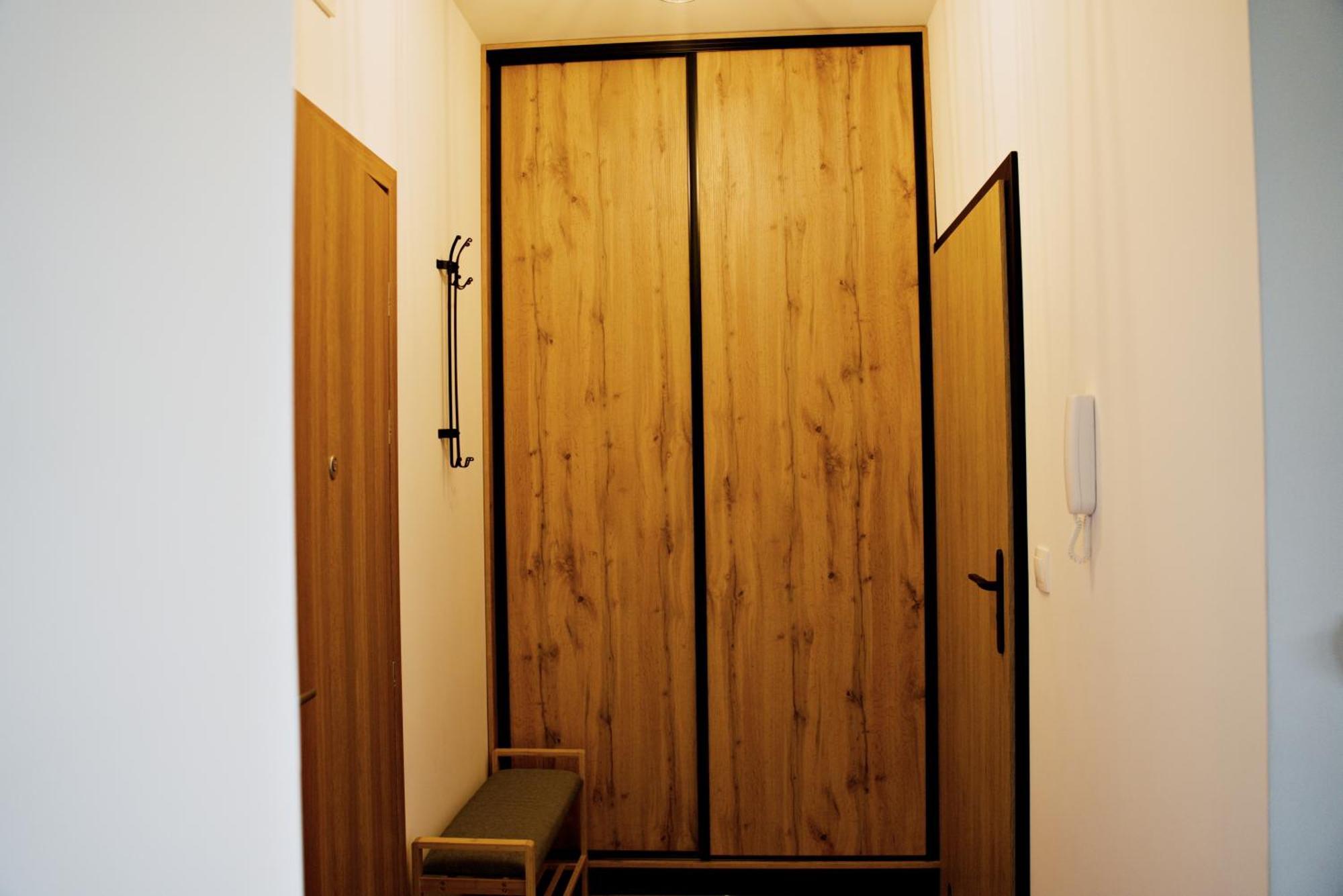 Apartament J&W Z Balkonem Apartment Затор Екстериор снимка