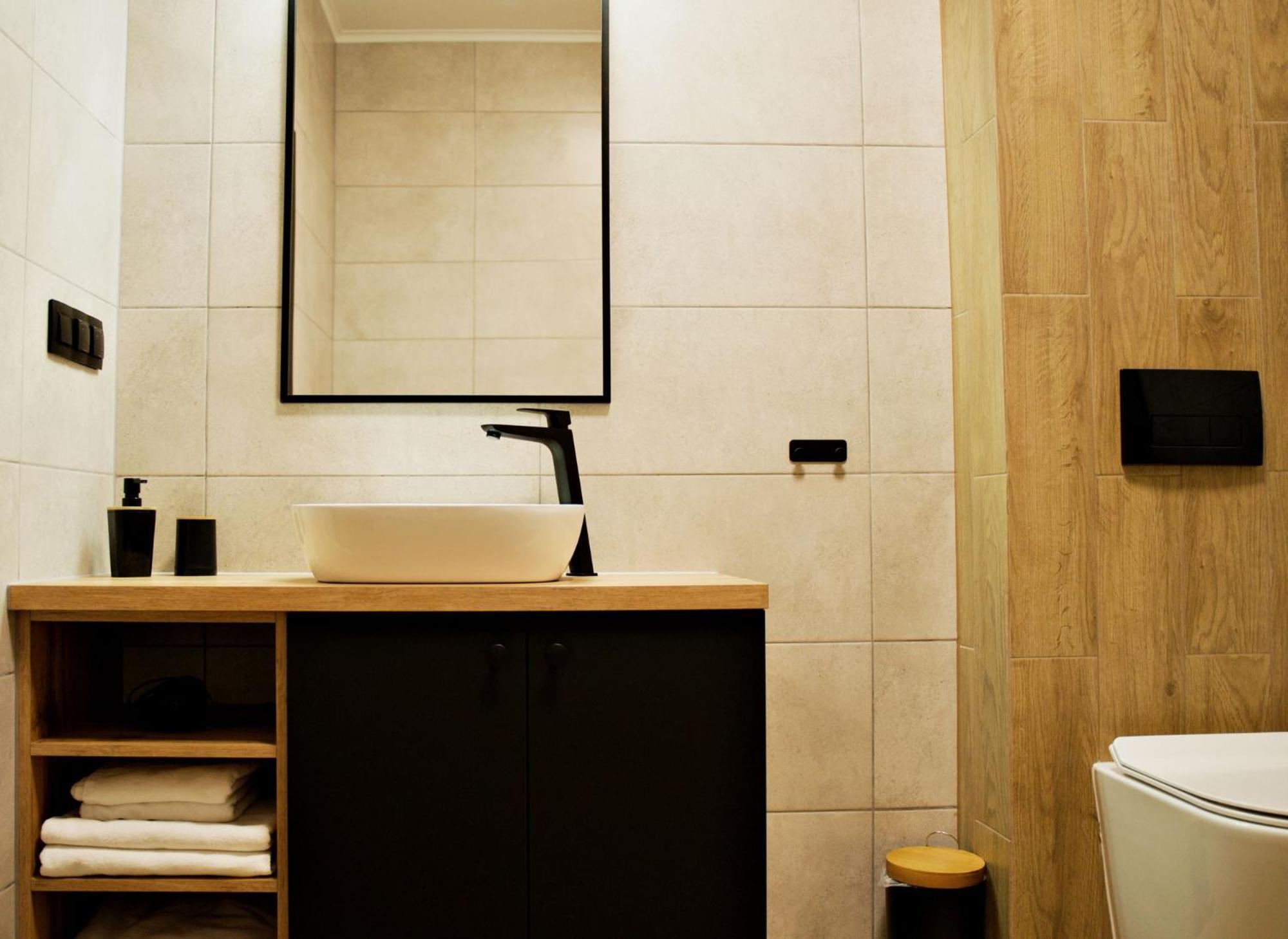 Apartament J&W Z Balkonem Apartment Затор Екстериор снимка