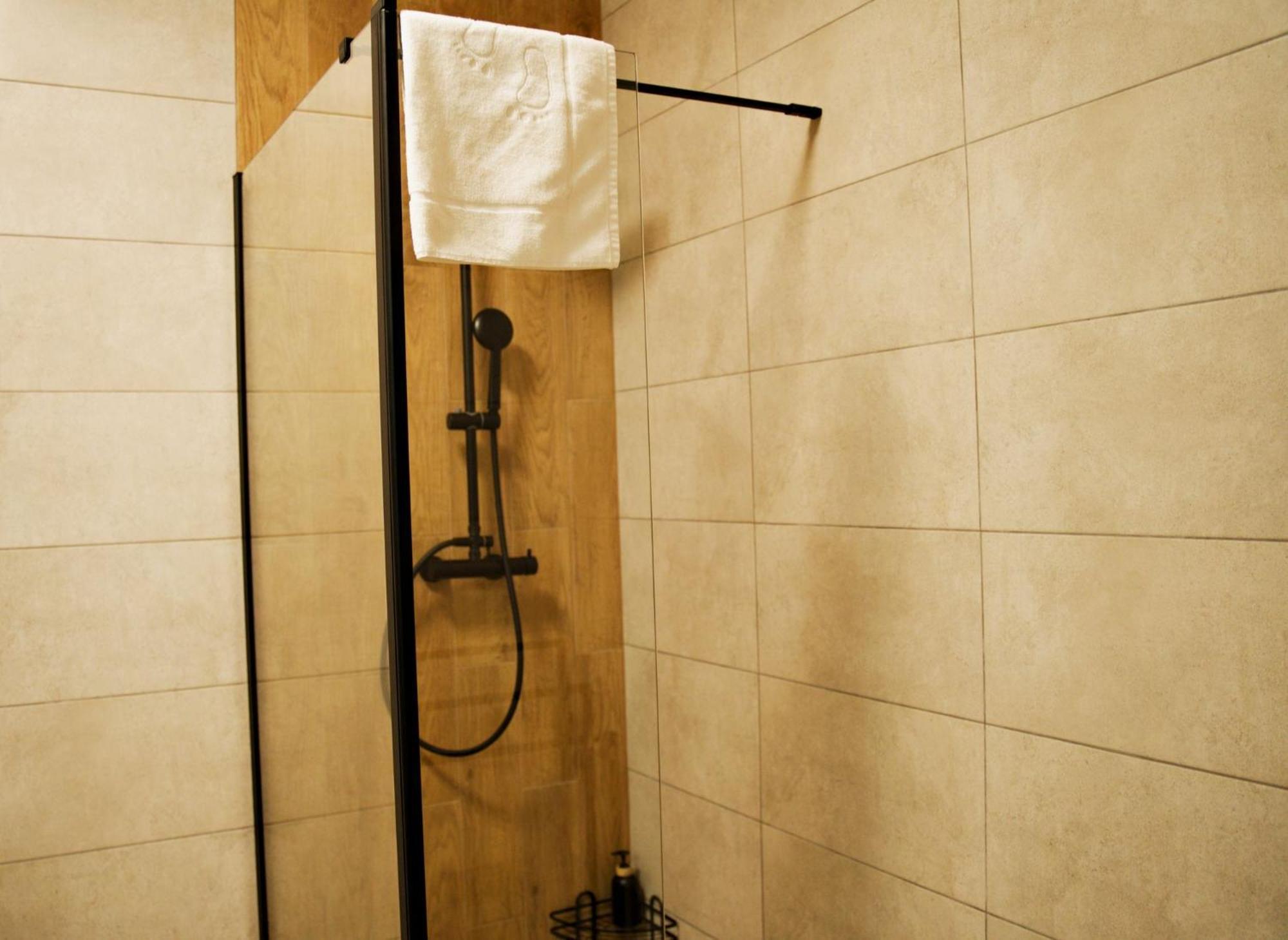 Apartament J&W Z Balkonem Apartment Затор Екстериор снимка